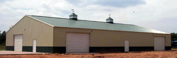 Agricultural style metal building in Lake Wylie, South Carolina